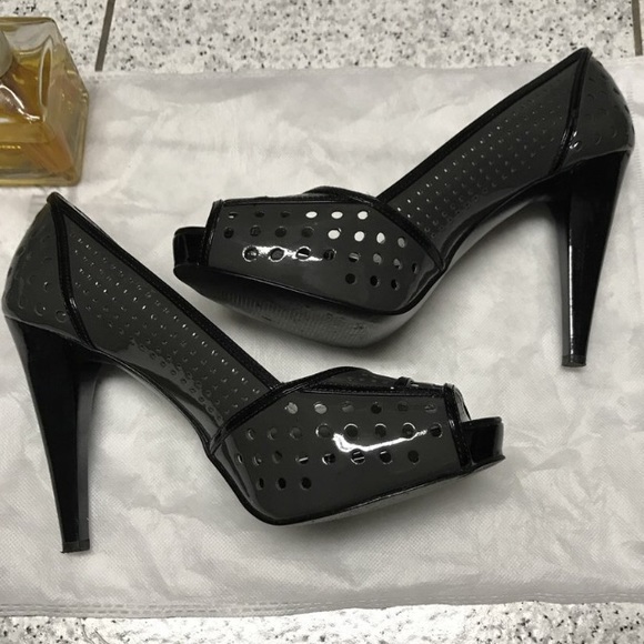 💞🌸Calvin Klein Grey Patent Heels Shoes - Picture 4 of 4